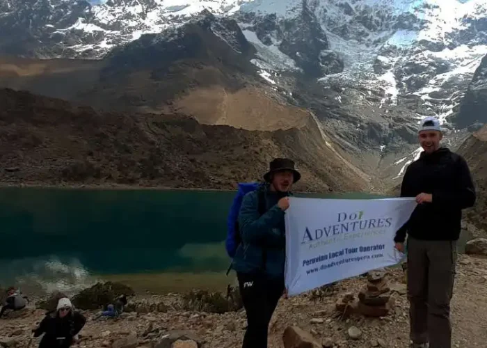 Humantay Laje Tour in Peru